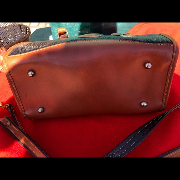 Dooney and Bourke purse with strap - Picture 4 of 5